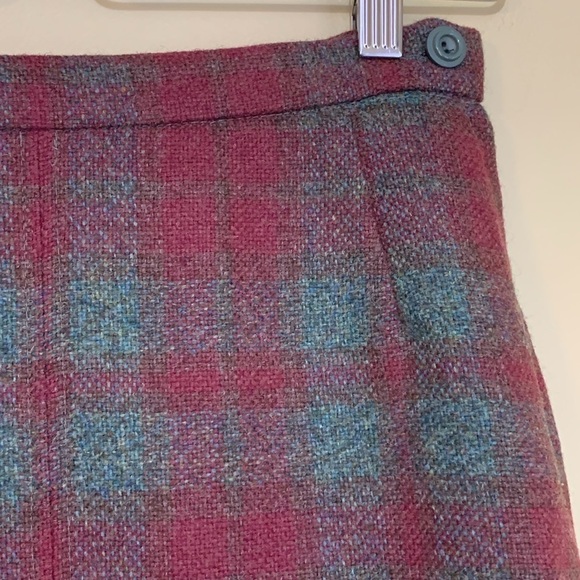 Morplan | 100% Wool Green Red Tartan Plaid Side Zip Vintage Skirt 12.5” W 30” L - Picture 14 of 16